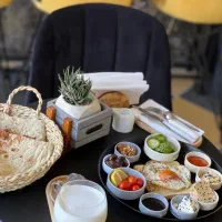 استخدام آشپز صبحانه باریستا و سالن دار|استخدام خدمات فروشگاه و رستوران|اهواز, اسلام آباد شرقی|دیوار