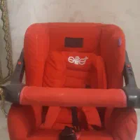 صندلی ماشین کودک در حد نو