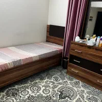 تخت خواب یک نفره و میزارایش