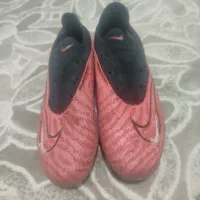 فروش کتونی|کیف، کفش، کمربند|اندیشه, اندیشه فاز ۳|دیوار