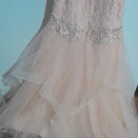 یک عدد لباس مجلسی دون زیبا عروسی فروش داریم|لباس|شاهین دژ, |دیوار