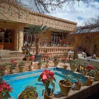 سالندار و مهمان دار خانم