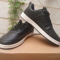 ۱جفت کفش مردانه وپسرانه اسپرت