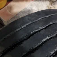 لاستیک 215/75R17.5 تیوبلس نیسان 45%سالم|قطعات یدکی و لوازم جانبی|سبزوار, قصبه شرقی|دیوار