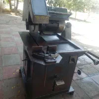 یک عدد اره اتیشی و یک عدد دستگاه پرداختکاری