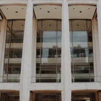 30متر/چهارباغ شرقی/پر تردد