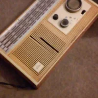 رادیو قدیمی