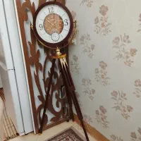 ساعت سه پایه