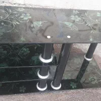 میز تلویزیون شیشه یی سالم