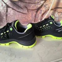 کفش ایمنی|کیف، کفش، کمربند|ارومیه, |دیوار