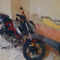 زونتس ۲۳۰ n2|موتورسیکلت|رباط‌کریم, رباط‌کریم|دیوار
