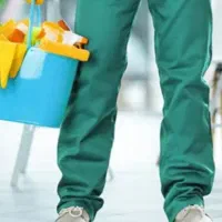 خدمتکار و نظافتچی