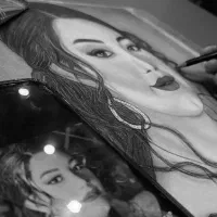 نقاشی چهره سیاه قلم به صورت حرفه ای