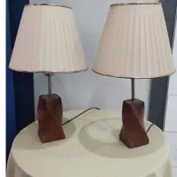 یک جفت آباژور در حد نو|چراغ خواب و آباژور|شیراز, فرهنگ شهر|دیوار