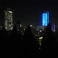 تجاری-50متر-حاشیه-پیروزی-هنرستان