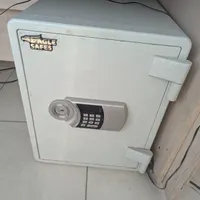 گاو صندوق ایگل