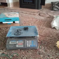 ترازو و بلندگو