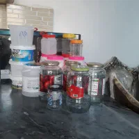 شیشه و دبه|ظروف نگهدارنده، پلاستیکی، یک‌بارمصرف|ارومیه, |دیوار