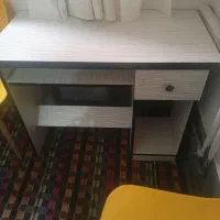 میز کامپیوتر