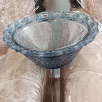 یه سری وسیله به فروش می رسد