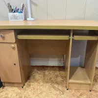 میز کامپیوتر