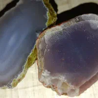 سنگ آمیتیست