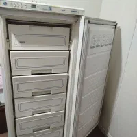 فریزر قدیمی