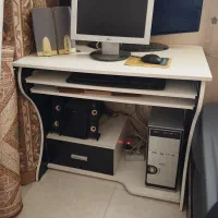 میز کامپیوتر