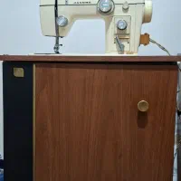 چرخ خیاطی ژانومه ۸۰۲ با میز