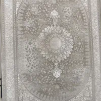 فرش ماشینی طرح آیسان 700 شانه رنگ کرم بژ
