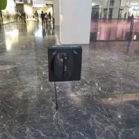 ربات شیشه پاک کن