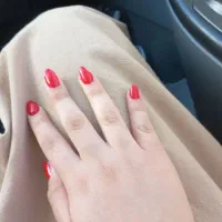 انواع خدمات ناخن ،کاشت ،ژلیش و لمینت