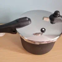 زود پز مارک ارشیا آلمانی، قدیمیه تو بازار نیست.