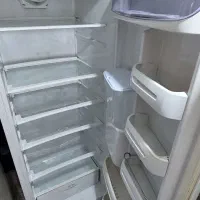 یخچال پارس و فریزر روشن