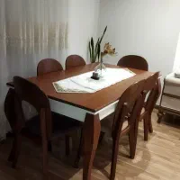 میز ناهارخوری شش نفره تازه و تمیز