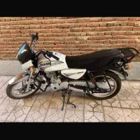 موتور سیکلت باکسر۱۴۰۴‌ در حد خشک