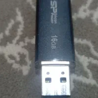 فلش 32 16