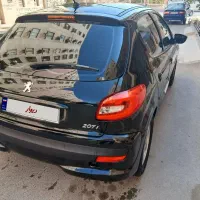 پژو ۲۰۷ پانا مدل ۴۰۲ اتاق تعویض