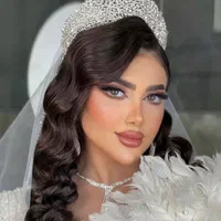 میکاپ و شنیون