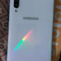 سامسونگ Galaxy A50 با حافظهٔ ۱۲۸ گیگابایت
