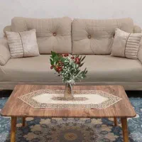 مبل  و میز تی وی