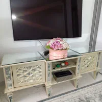 میز تلوزیون و آینه کنسول