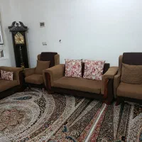 مبل راحتی ۷نفره و میز تلفن و ساعت ایستاده|مبلمان خانگی و میز عسلی|مشهد, منزل آباد|دیوار