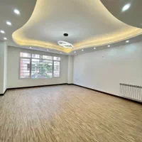 ۶۶متر تک واحدی_ سالن مربع خوش چیدمان سالن پرده خور