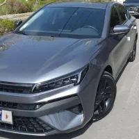 کی ام سی j7بدون رنگ و نقطه رنگ بسیارزیبا خاص کمکار