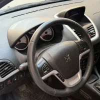 ۲۰۷ مدل ۱۴۰۴|خودرو سواری و وانت|بوشهر, |دیوار