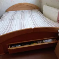 تختخواب دو نفره قدیمی ومحکم