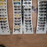 استند عینک|فروشگاه و مغازه|اندیشه, اندیشه فاز ۱|دیوار