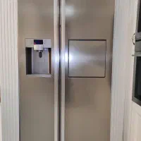 فروش لوازم منزل بعلت مهاجرت