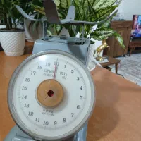 ترازوی قدیمی سالم